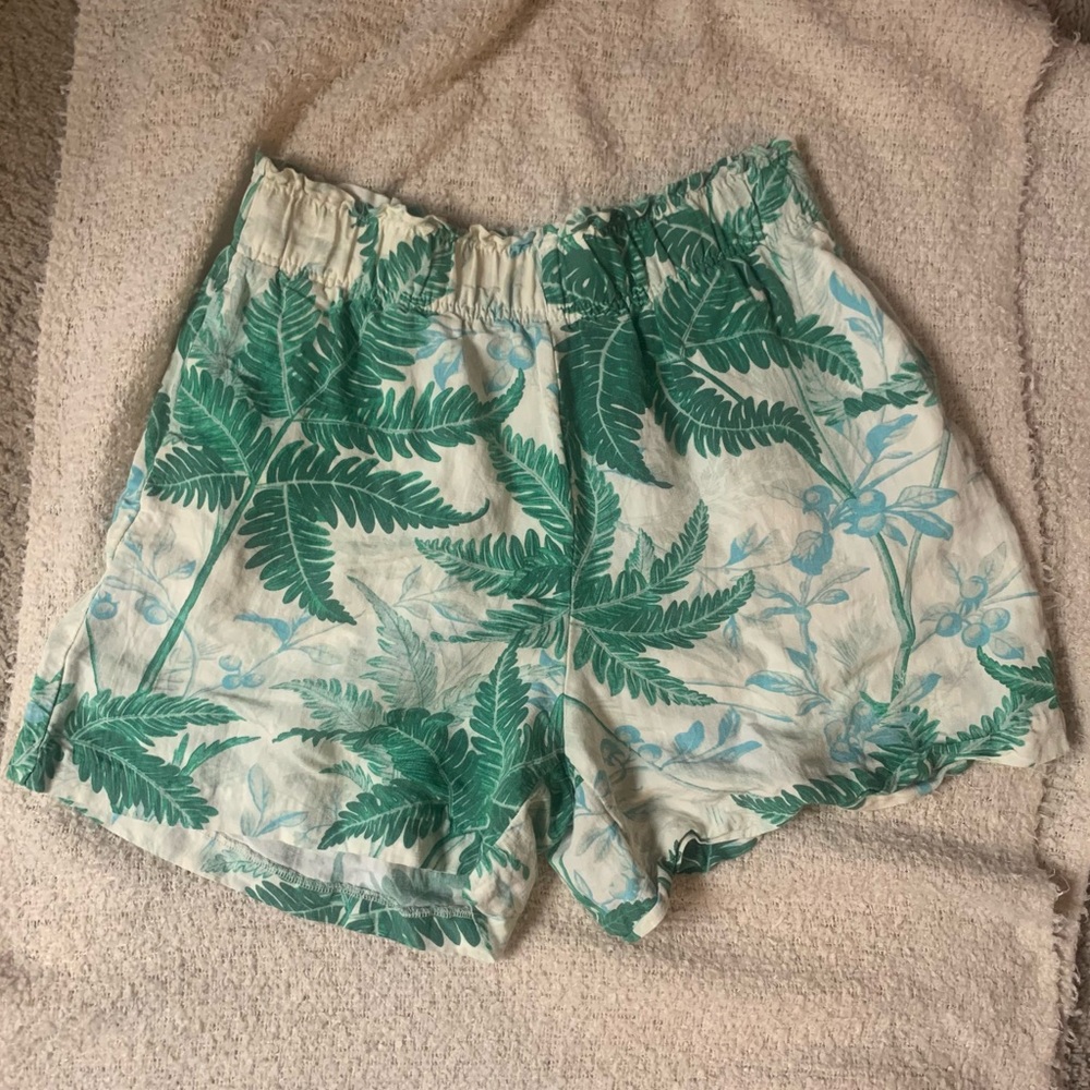 H&M Linen blend tropical print shorts